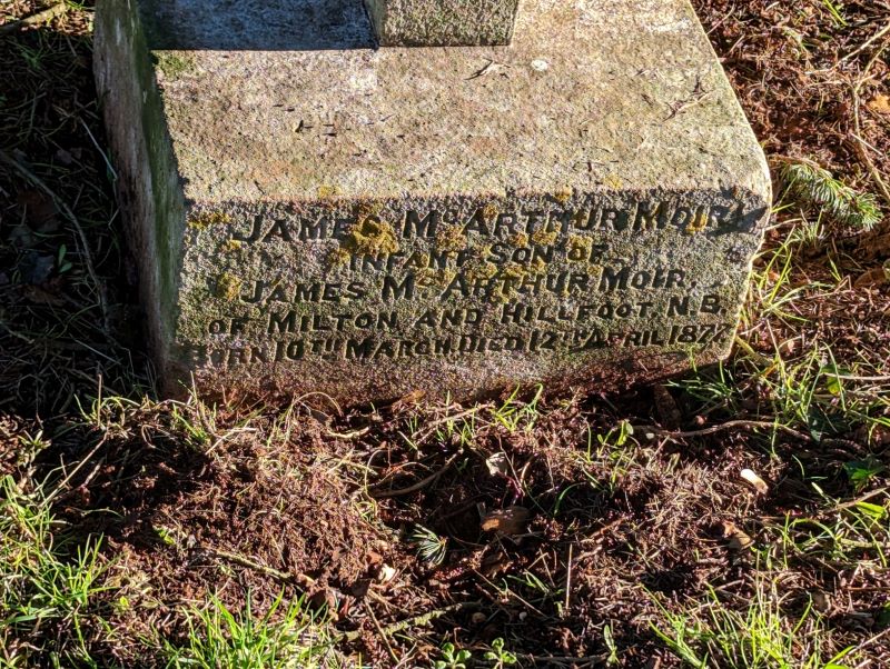 james mcarthur Moir Infant son of james mcarthur moir of milton and hillfoot n.n born 10th march died 12th april 1877